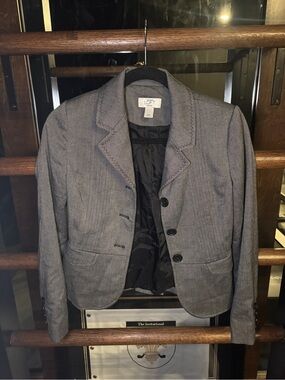 LOFT Heather Gray Tailored Cropped Blazer